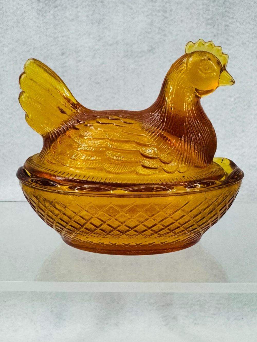 EUC Vintage Amber Mini Hen on Nest Approximately 3.5”x3.25”